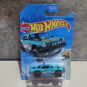 Hot Wheels Big Air Bel Air 2021 Baja Blazers Series